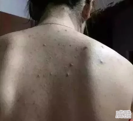 啊啊啊啊啊啊啊好痛，医生紧急救治患者，背后原因令人震惊，网友纷纷留言关心病情发展